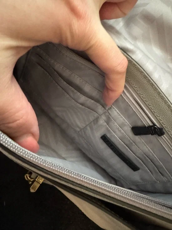 Rebecca Minkoff Taupe Quilted Leather Shoulder Bag with Gold Hardware - Picture 6 of 10